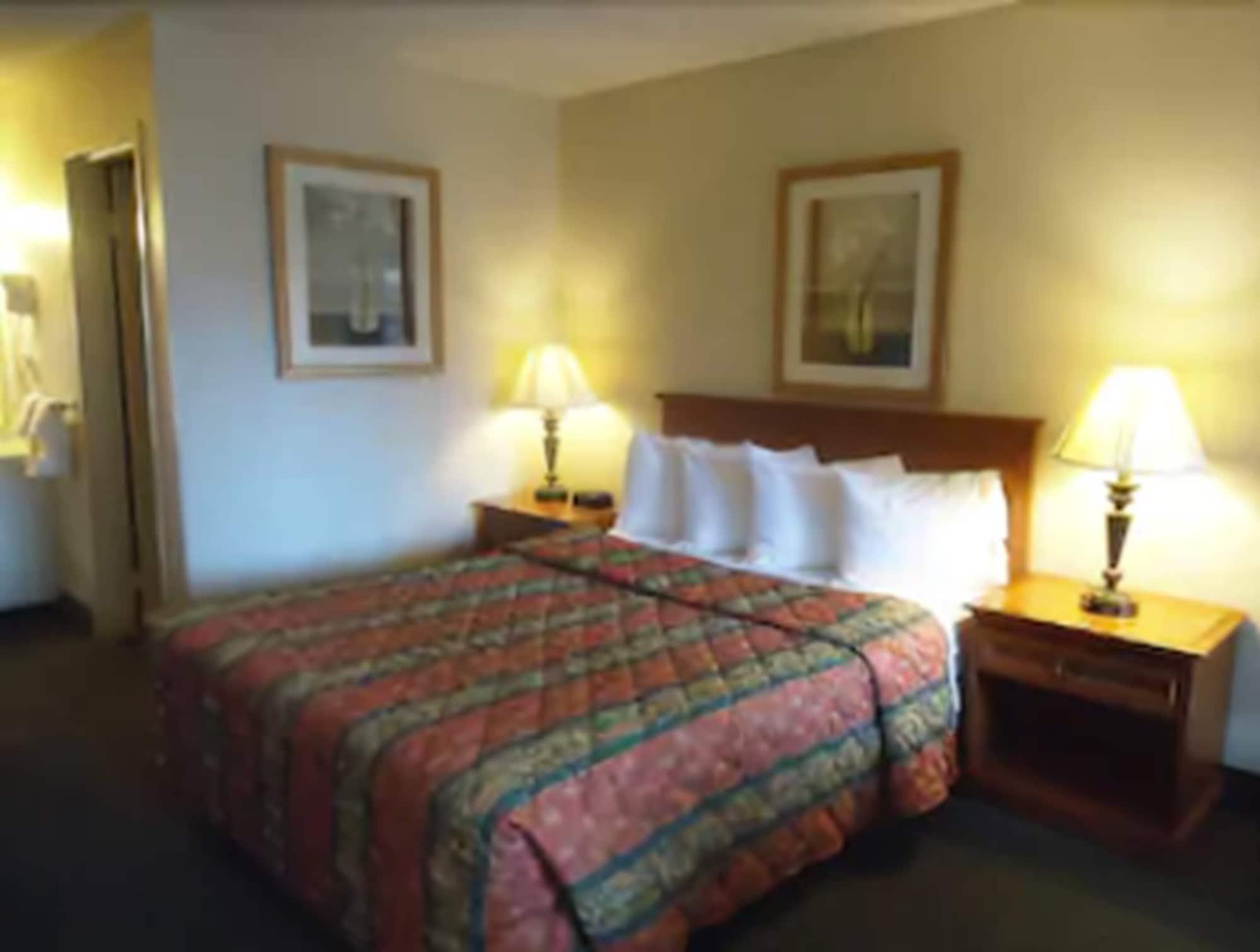 Travelodge By Wyndham Hemet Ca Номер фото
